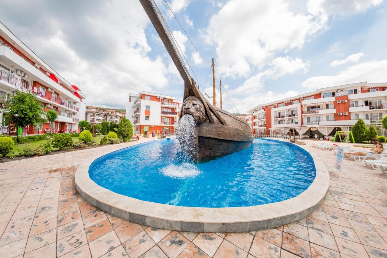 Privillege Fort Noks Beach Apartments เอเลนีเต ภายนอก รูปภาพ